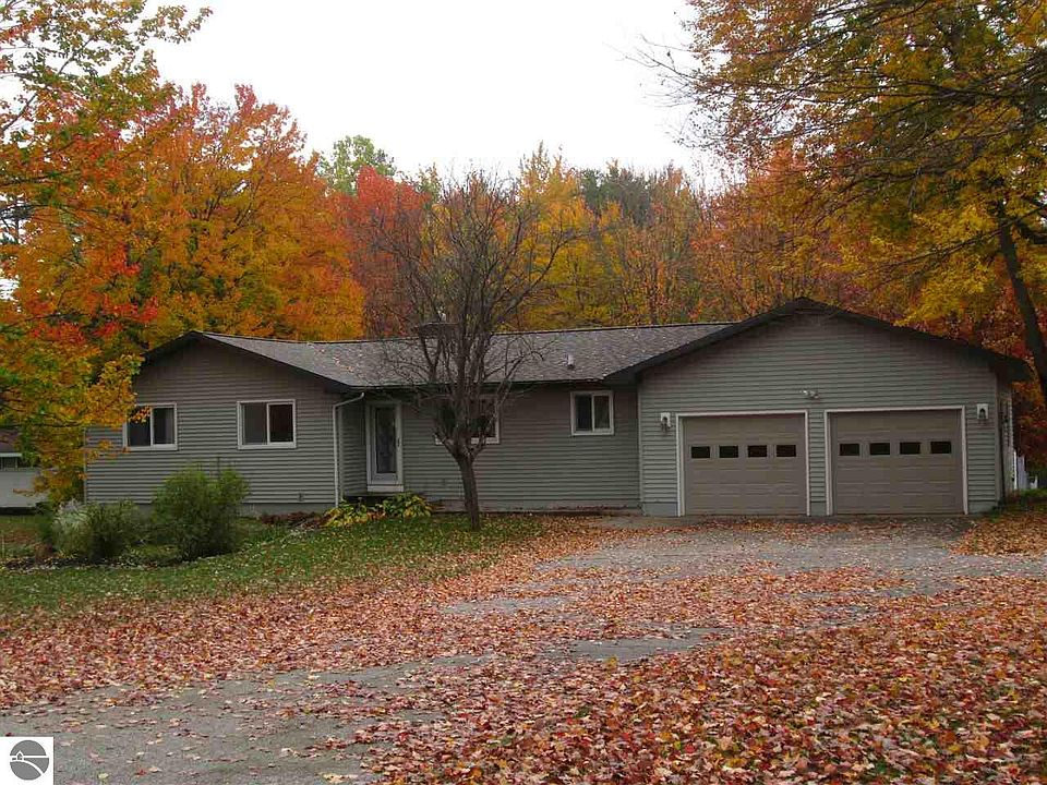 1st image of 1639 Dean Dr NW