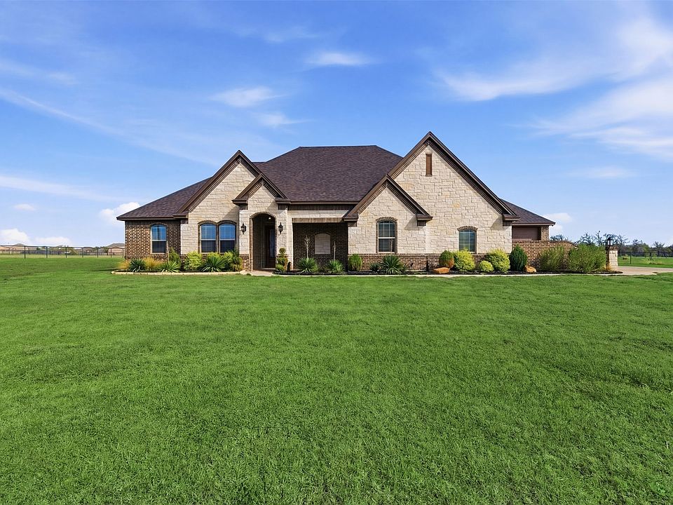 1st image of 429 Hartley Way