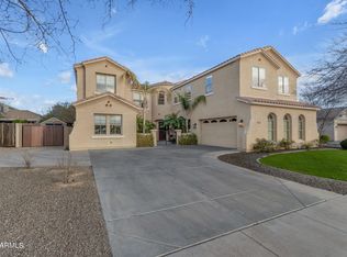 6065 S Joslyn Ln, Gilbert, AZ 85298