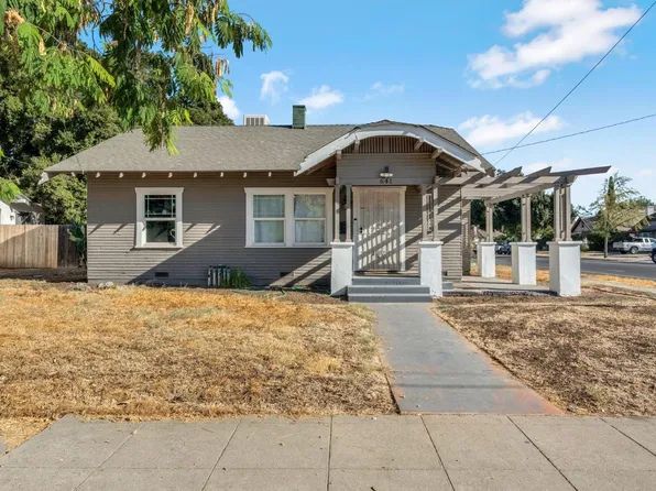 641 E Elizabeth St, Fresno, CA 93728