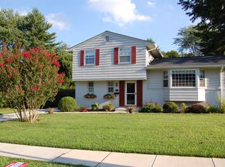 217 Fallsbrook Rd, Lutherville Timonium, MD 21093