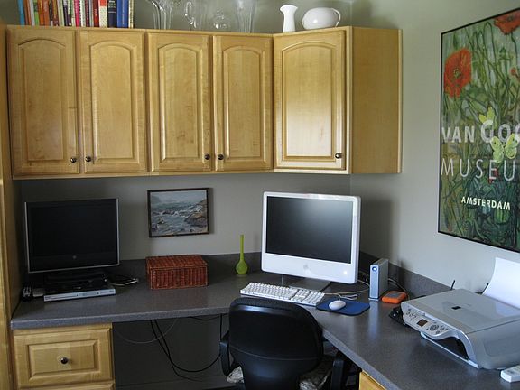 3rd image of 226 Clubhouse Dr