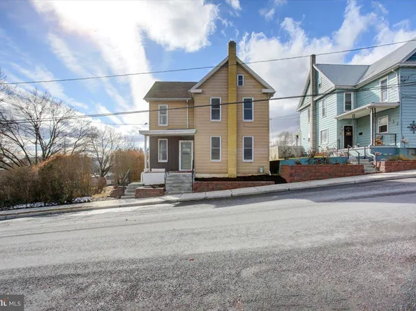 440 Center St, Chambersburg, PA 17201