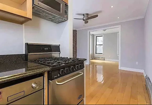 Rented by REAL New York | media 3