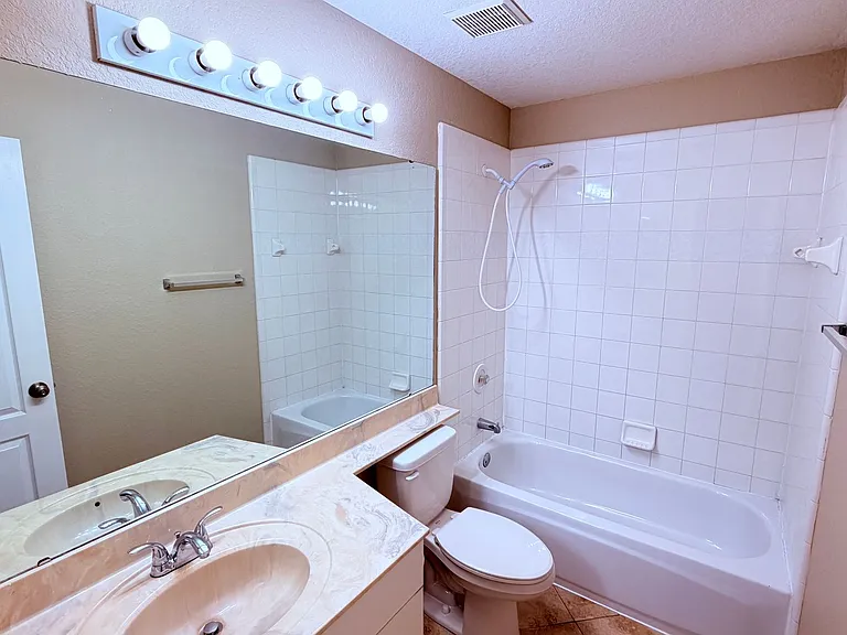 12424 Wilcox Ct — Photo 17