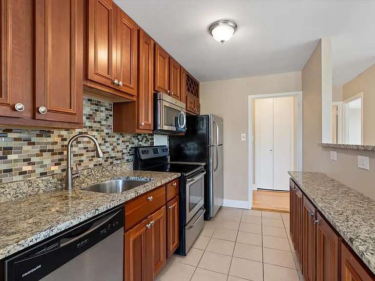 336 W Wellington Ave #604 — Photo 8