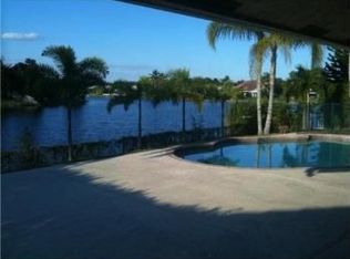 10621 NW 18th Ct, Plantation, FL 33322