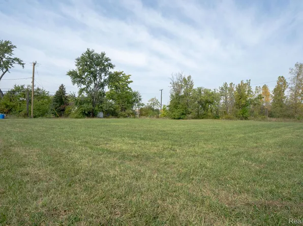 3371 14th St, Detroit, MI 48208