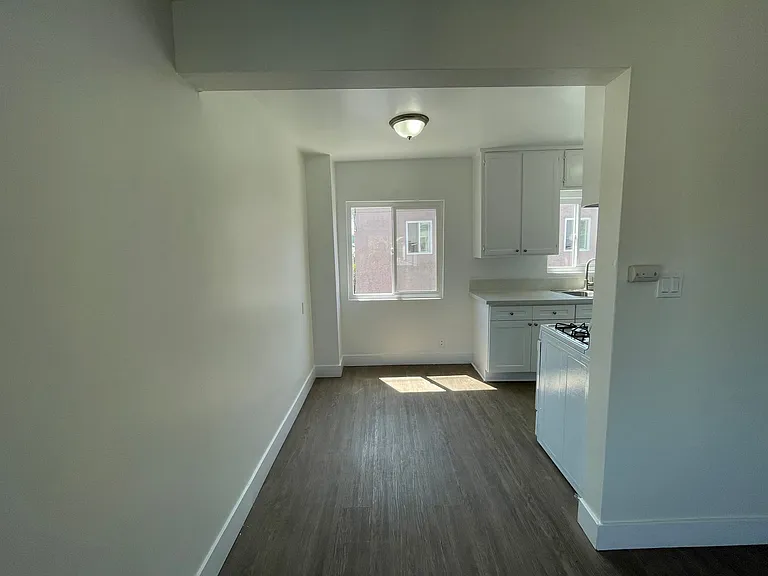 1101 Saint Louis Ave #7 — Photo 8