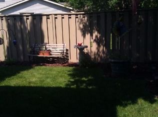 1038 Carmel Ct, Shoreview, MN 55126