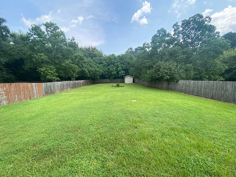 306 Strawbridge Ln — Photo 20
