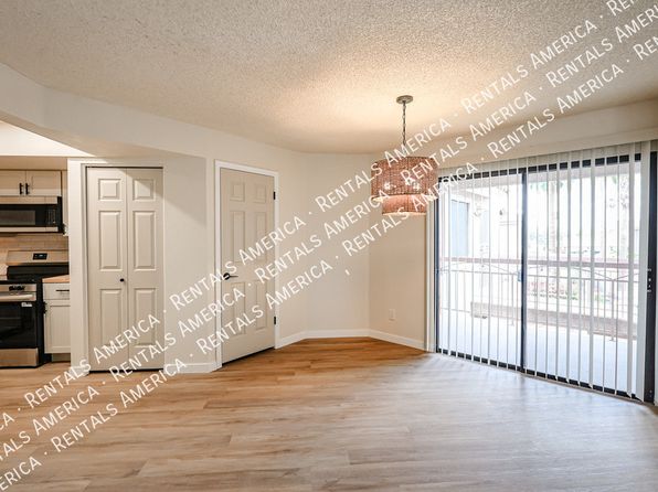 9151 W Greenway Rd Unit 205