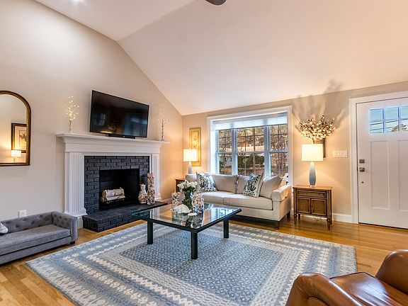 4th image of 183 Simons Narrows Road