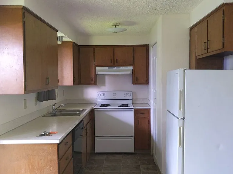 530 & 570 Cedar St #535 & 573 — Photo 6