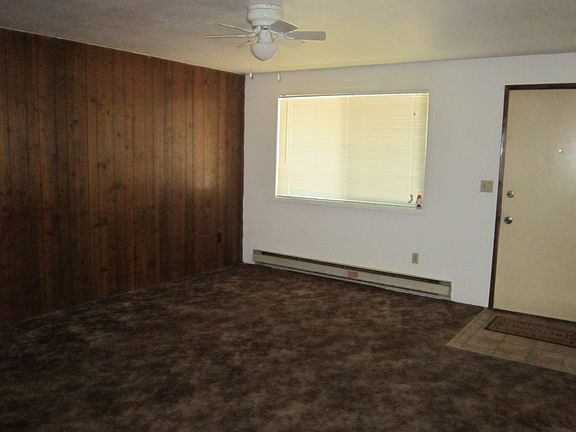 3rd image of 626 Van Ness Ave