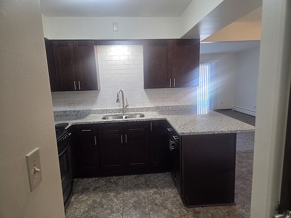 5th image of 3931 W 116th Pl