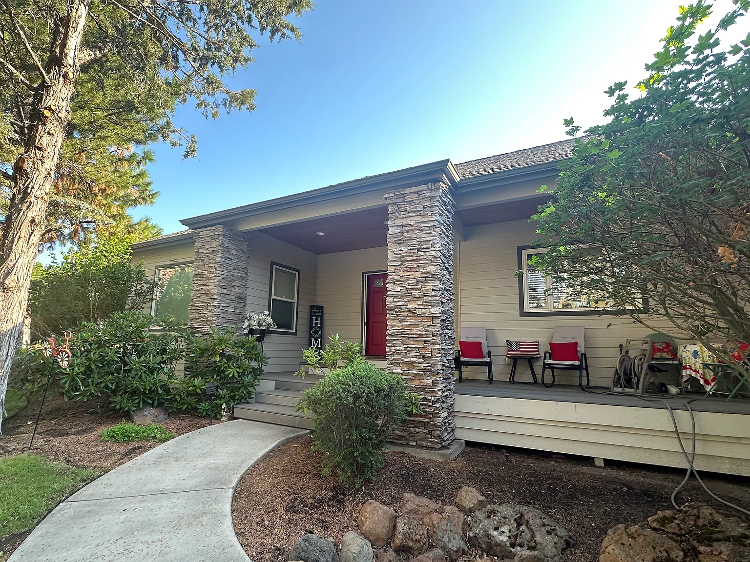 NW Fairway Heights Dr, Bend — Photo 2