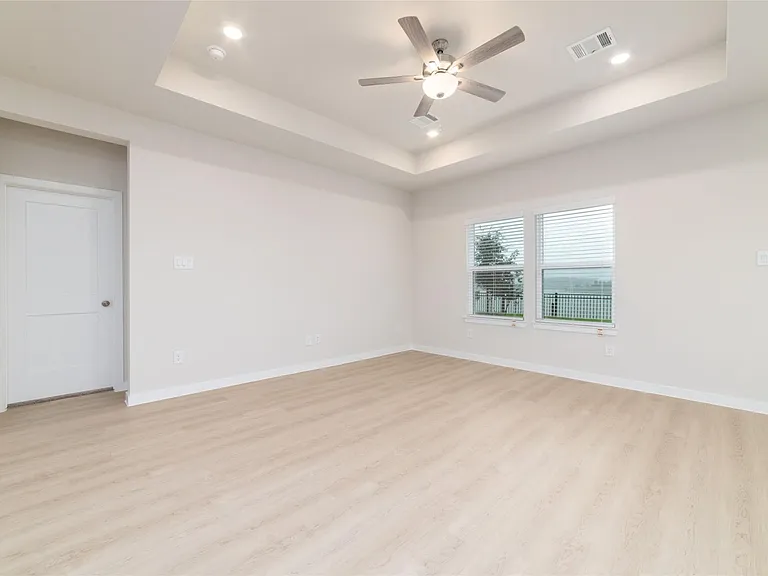 5831 Westwood Shore Dr — Photo 12