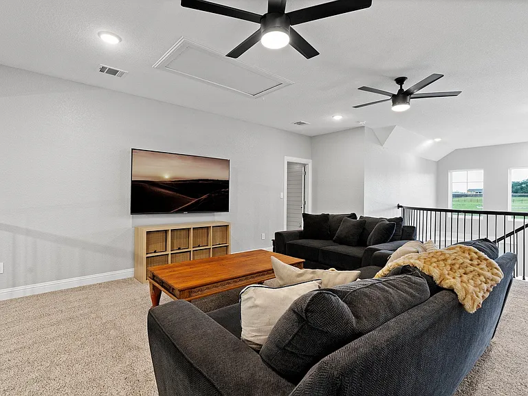 209 Northcrest Dr #1 ACRE — Photo 29