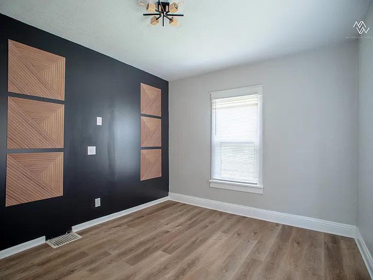 4106 Park Ave — Photo 12