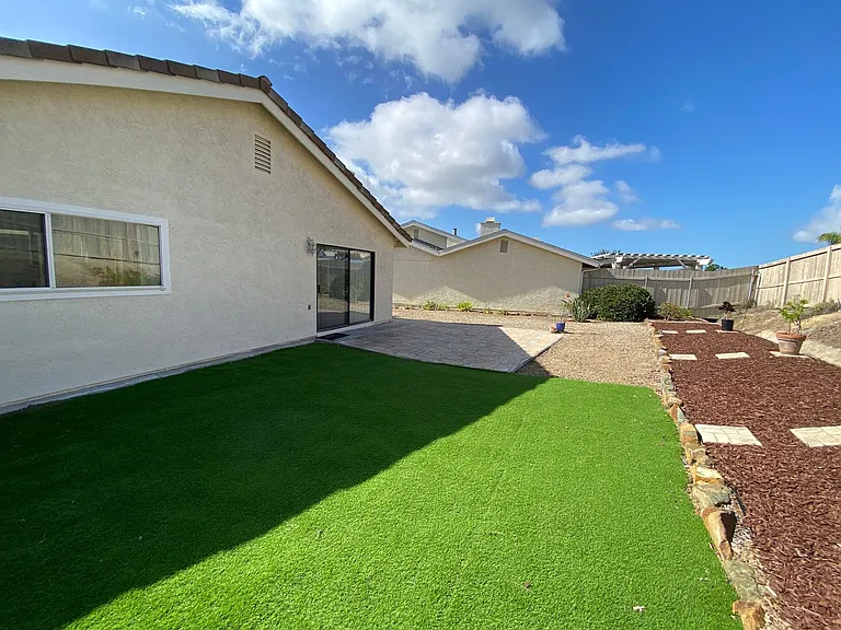 7563 Agua Dulce Ct — Photo 20