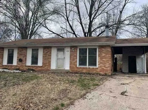 2593 Auburnhill Ct, Florissant, MO 63031