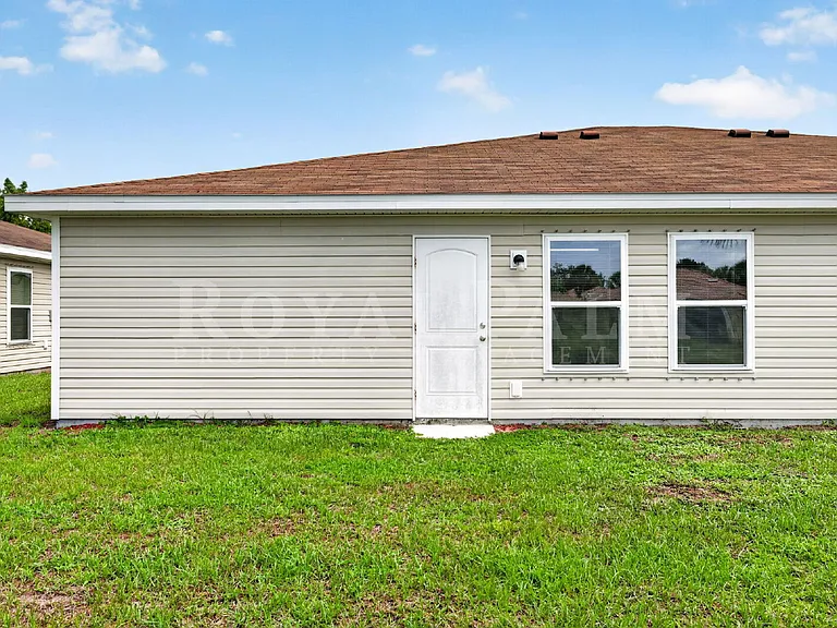 18303 Gibraltar Ln — Photo 22