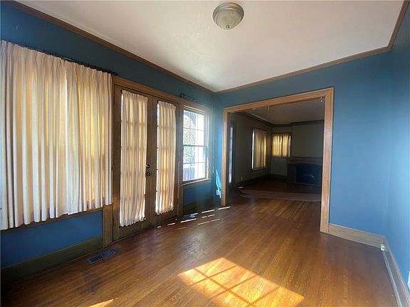 2nd image of 2717 Faraon St