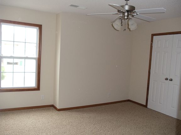 5th image of 1644 SW Highland Dr #12-A