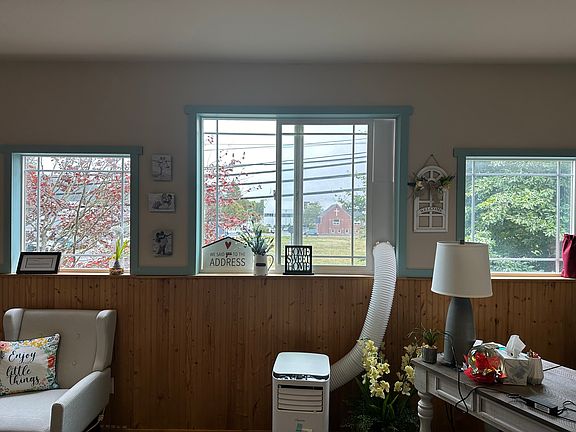 3rd image of 117 N 8th St #400