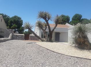 1209 N Willow St, Las Cruces, NM 88001