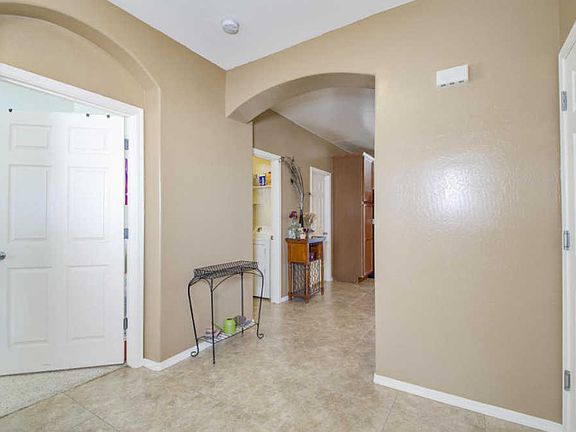 4th image of 1843 N Westfall Ln