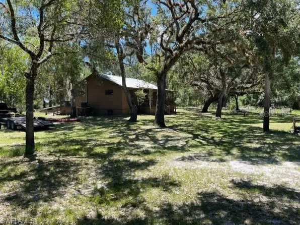650 Bronco Dr, Zolfo Springs, FL 33890