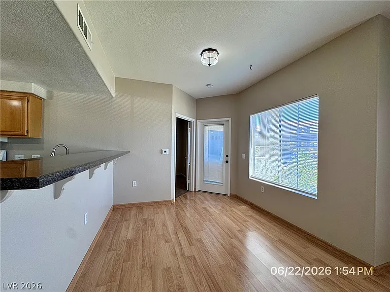 10245 S Maryland Pkwy #132 — Photo 6