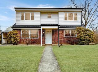 1228 W Rosemont Dr, Bethlehem, PA 18018