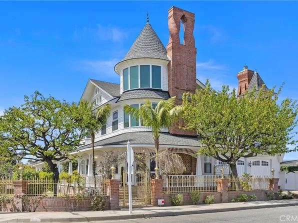 1919 Santa Ana Ave, Costa Mesa, CA 92627