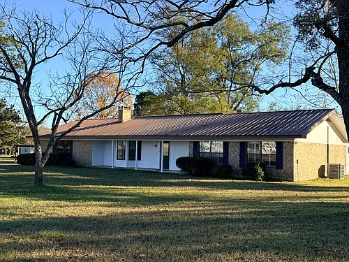 203 Roy Christie Rd Photo 1