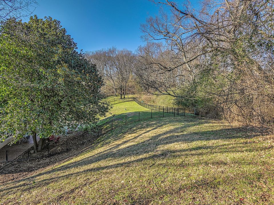 2nd image of 6601 Fox Hollow Rd
