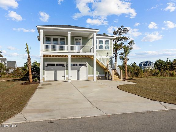 2nd image of 654 Fishermans Point