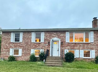 11943 Birchview Dr, Clinton, MD