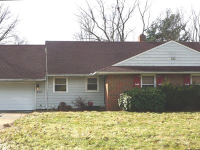 2017 Natona Rd, Euclid, OH, 44117