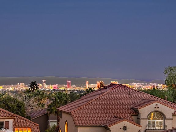 3rd image of 2108 Springstead St