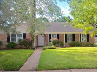 5215 Kinglet St, Houston, TX 77035