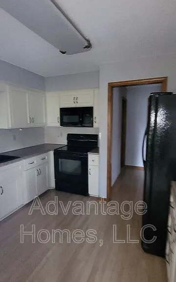 10701 W 115th Ter — Photo 11