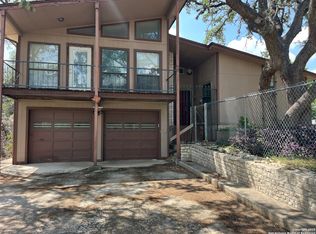 118 Edge Hill Dr, Canyon Lake, TX 78133