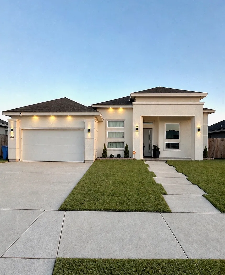 4 bed, 1984 sqft, $3,000 — Photo 1