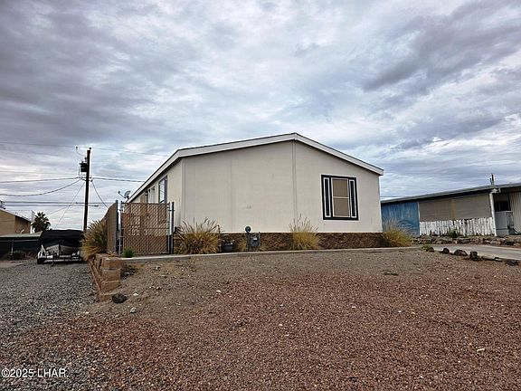 2nd image of 3017 N Erwin Ln