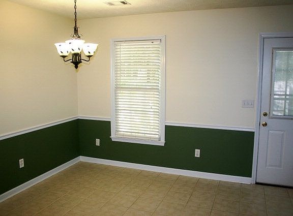 4th image of 449 Lee Road 601