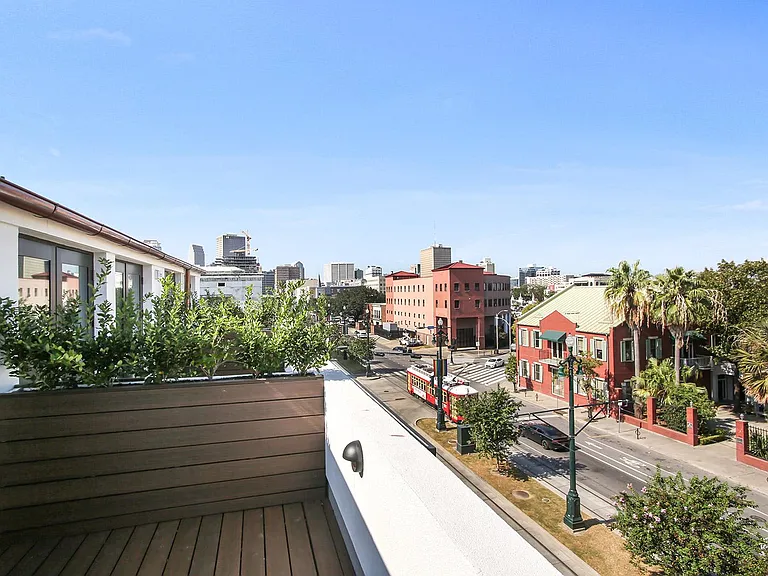 618 N Rampart St #201 — Photo 19