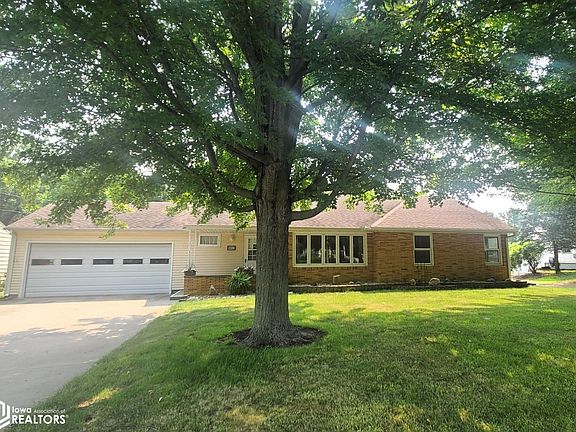 2nd image of 802 N 11th St
